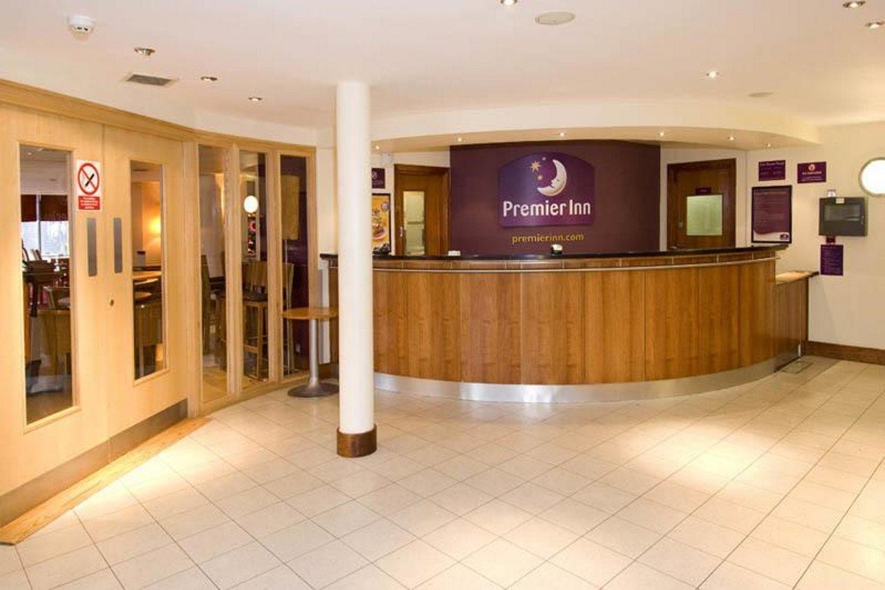 Premier Inn Nottingham Arena Exteriör bild