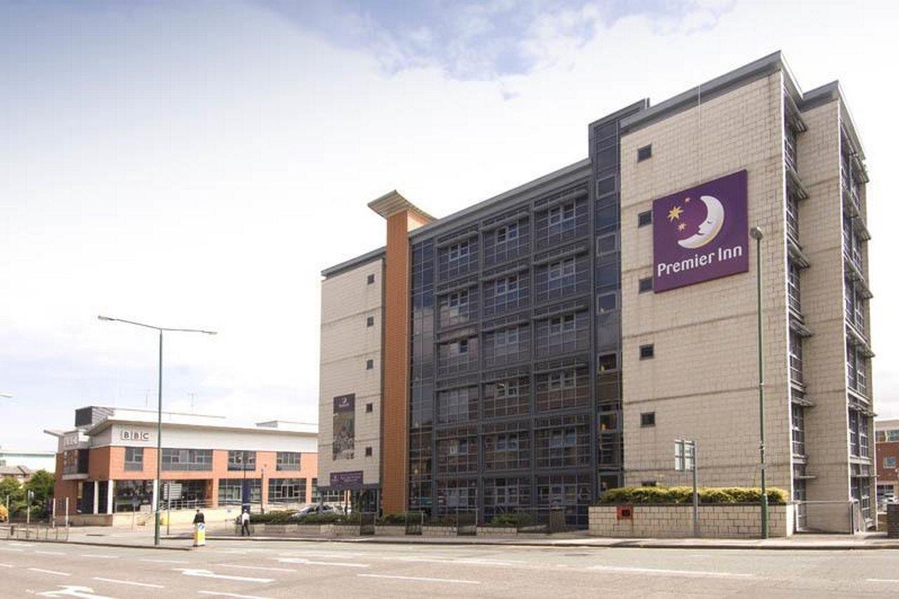 Premier Inn Nottingham Arena Exteriör bild