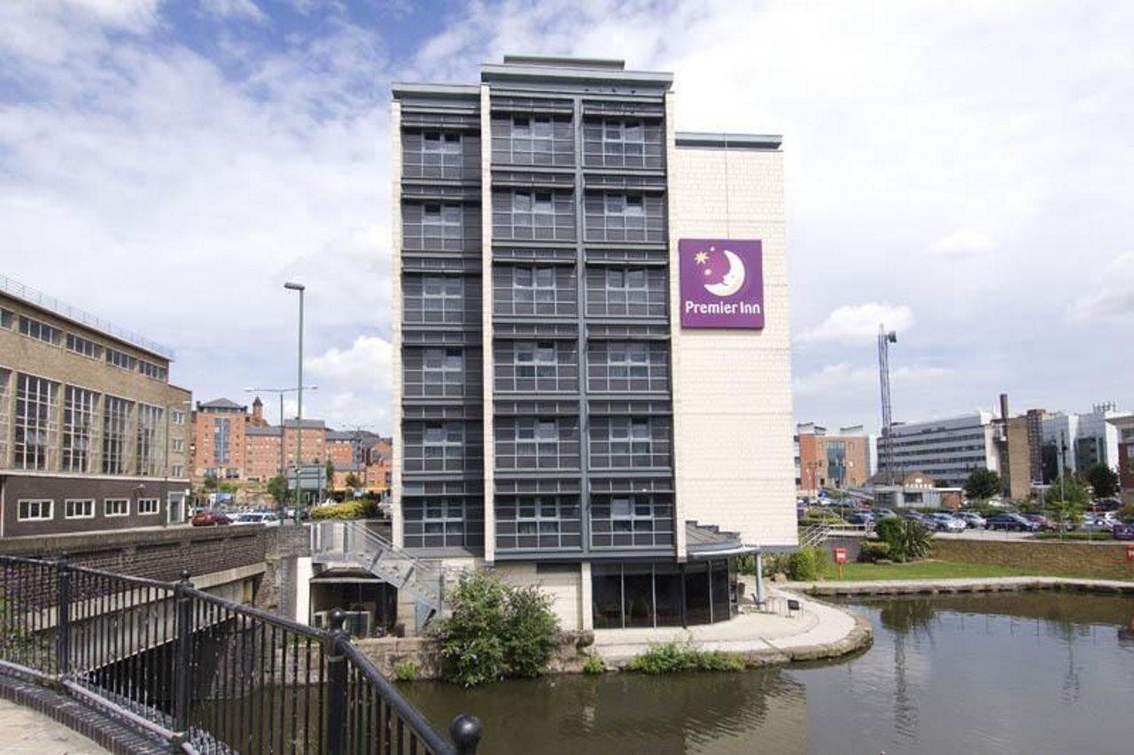 Premier Inn Nottingham Arena Exteriör bild